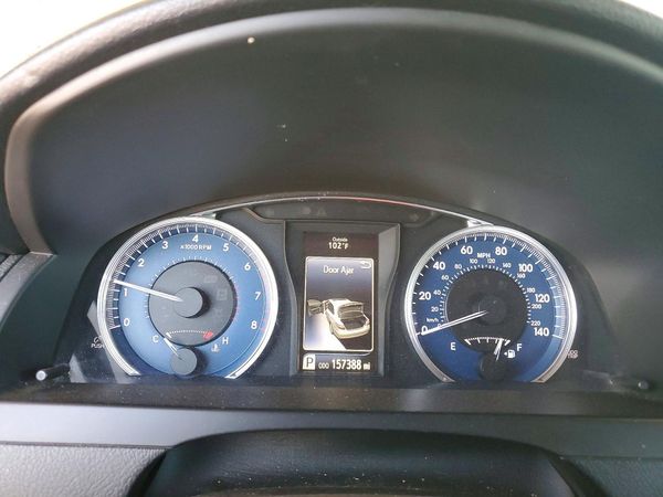 2016 TOYOTA CAMRY