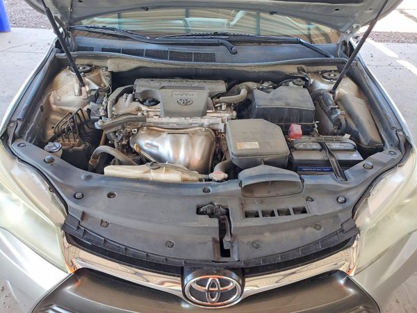 2016 TOYOTA CAMRY