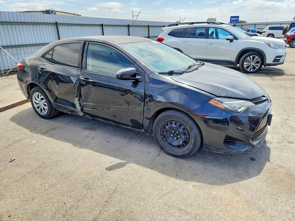 2017 TOYOTA COROLLA
