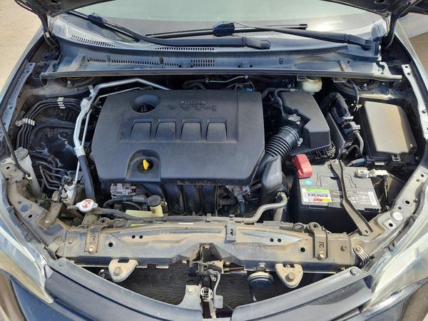 2017 TOYOTA COROLLA