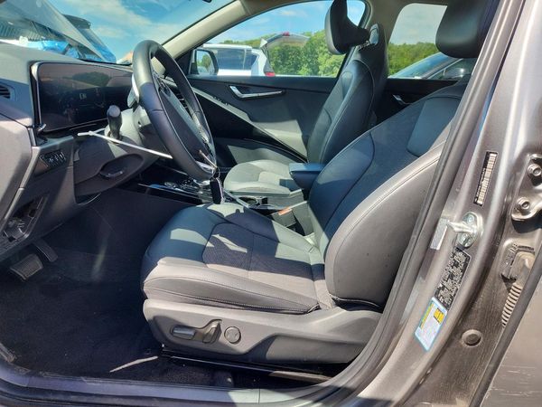 2023 KIA NIRO Wind