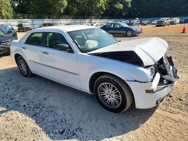 2021 CHRYSLER 300