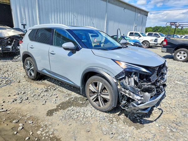 2023 NISSAN ROGUE PLATINUM — Passenger 3/4