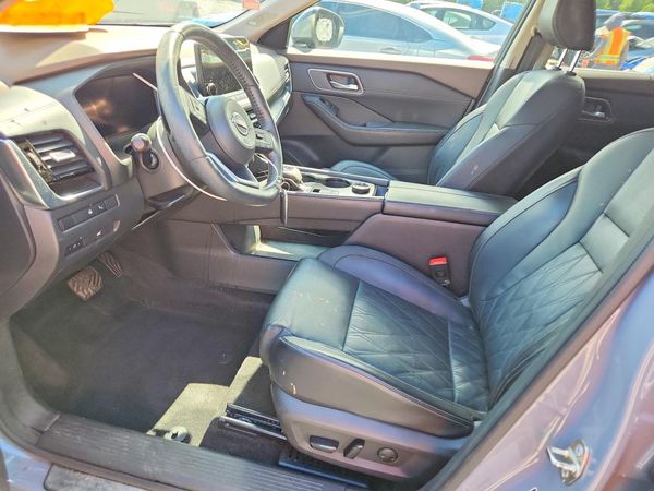 2023 NISSAN ROGUE PLATINUM — DENT