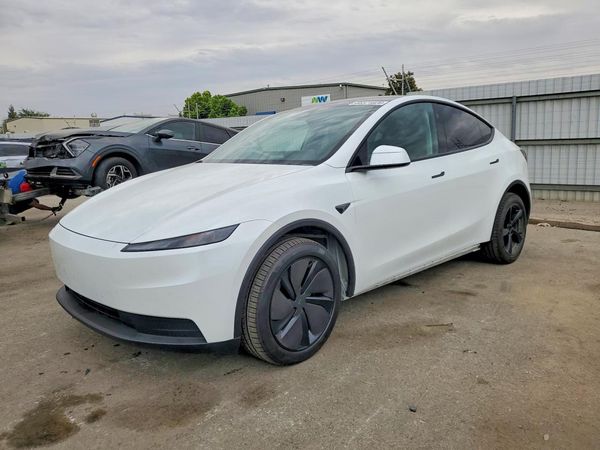 2026 TESLA MODEL Y — Front 3/4