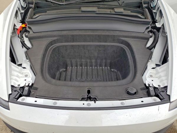 2026 TESLA MODEL Y — Engine bay
