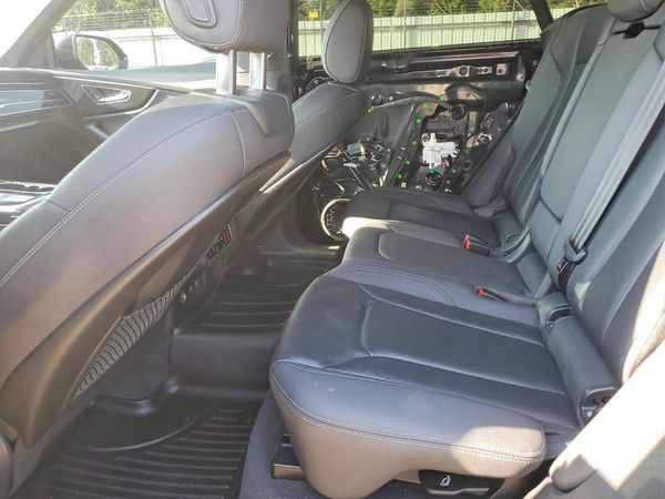 2019 AUDI Q8 quattro Prestige