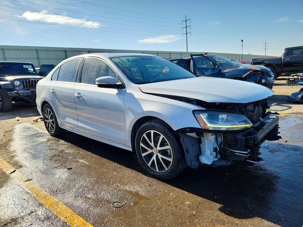 2017 VOLKSWAGEN JETTA