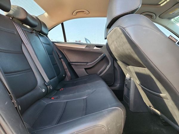 2017 VOLKSWAGEN JETTA