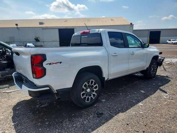 2023 CHEVROLET COLORADO LT