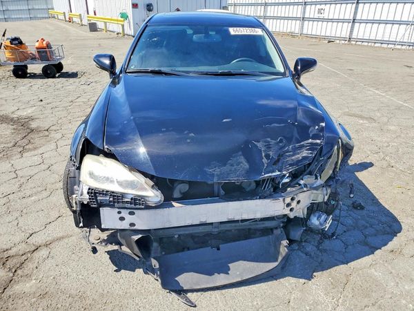 2013 LEXUS IS 250