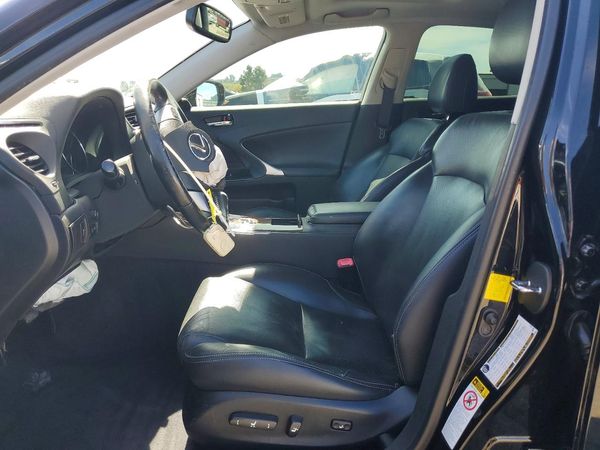 2013 LEXUS IS 250