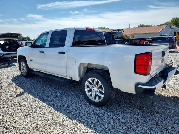2018 CHEVROLET SILVERADO Custom