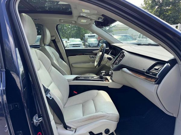 2016 VOLVO XC90 SV42 Momentum