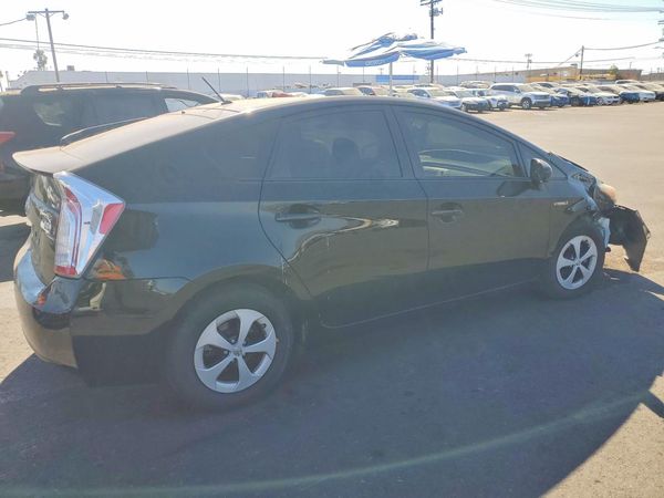 2014 TOYOTA PRIUS