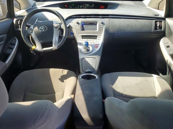 2014 TOYOTA PRIUS