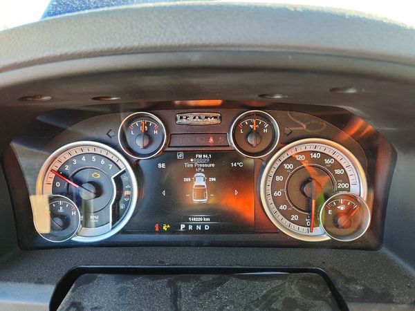 2014 RAM 1500 SLT