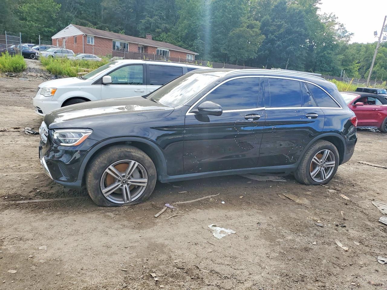 2021 MERCEDES-BENZ GLC