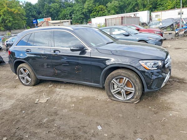 2021 MERCEDES-BENZ GLC