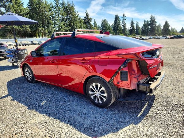 2022 TOYOTA PRIUS