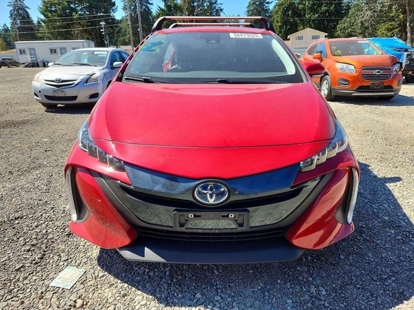 2022 TOYOTA PRIUS