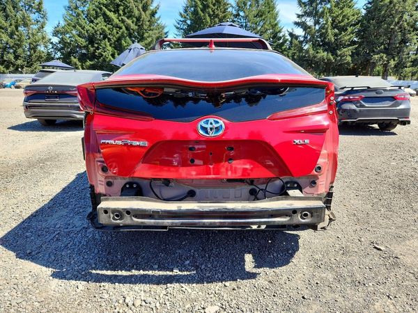 2022 TOYOTA PRIUS