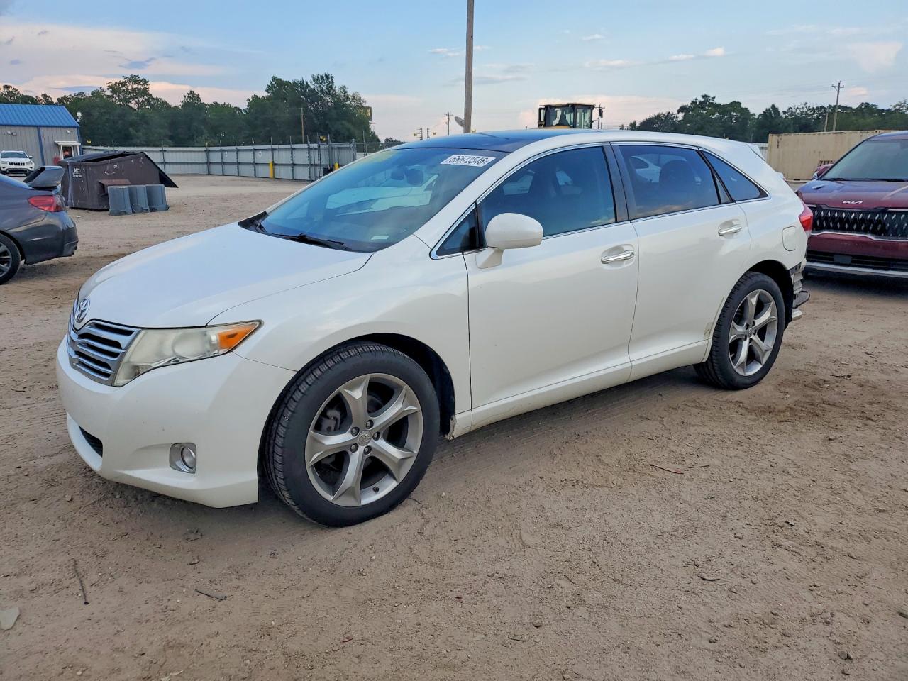 2012 TOYOTA VENZA — Front 3/4