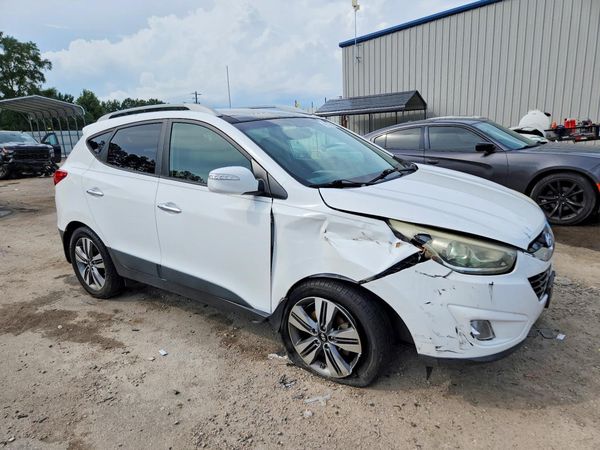 2015 HYUNDAI TUCSON