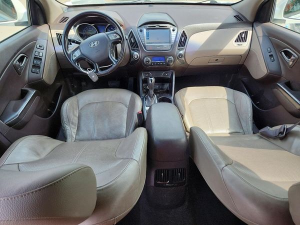2015 HYUNDAI TUCSON