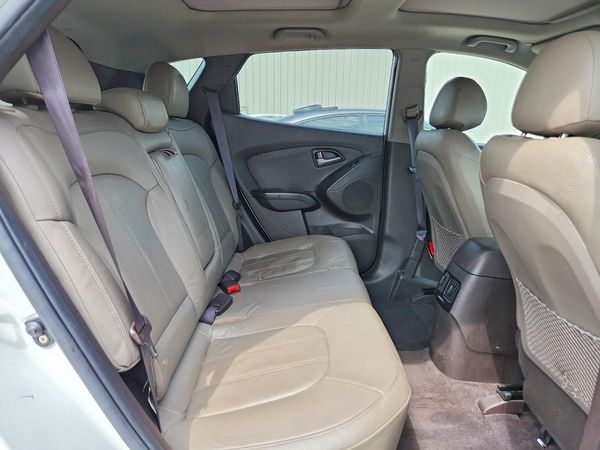2015 HYUNDAI TUCSON