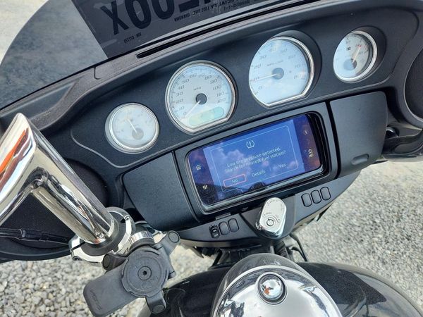 2023 HARLEY-DAVIDSON FLHX