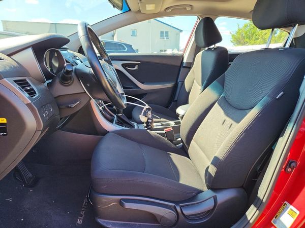 2015 HYUNDAI ELANTRA GLS(Middle) — DENT