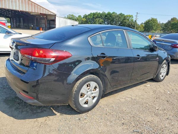 2018 KIA FORTE LX Base