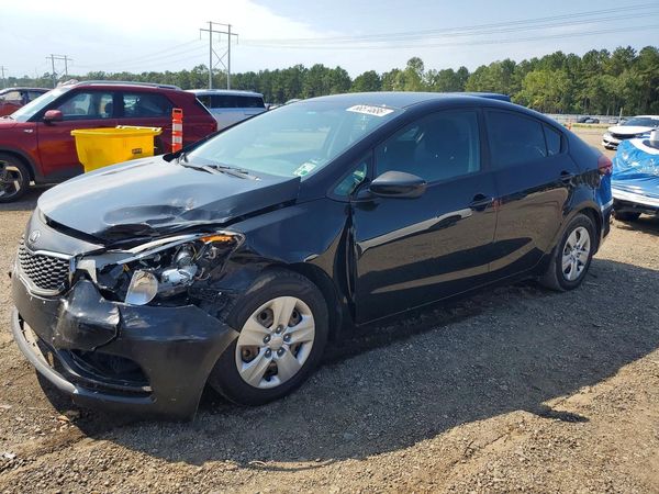 2018 KIA FORTE LX Base