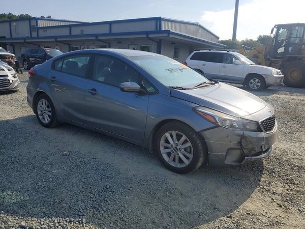 2017 KIA FORTE