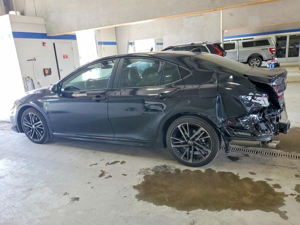2026 TOYOTA CAMRY