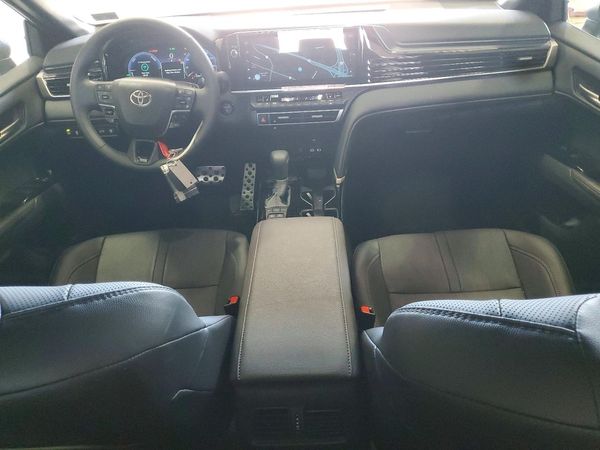 2026 TOYOTA CAMRY