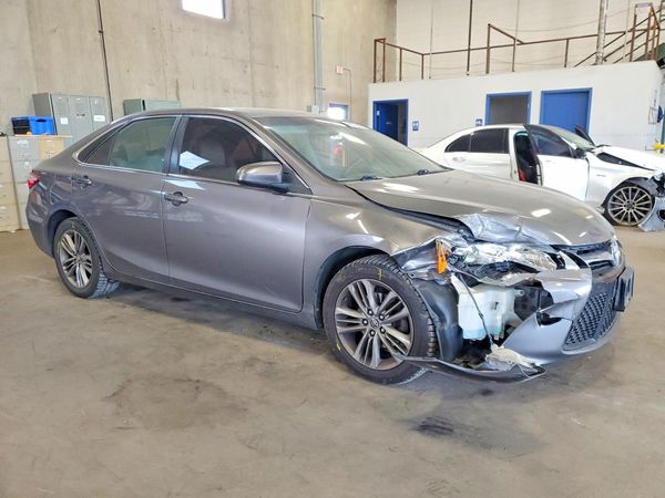 2015 TOYOTA CAMRY