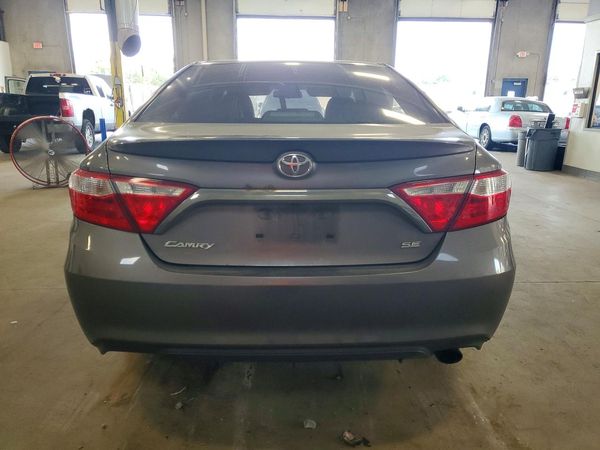 2015 TOYOTA CAMRY