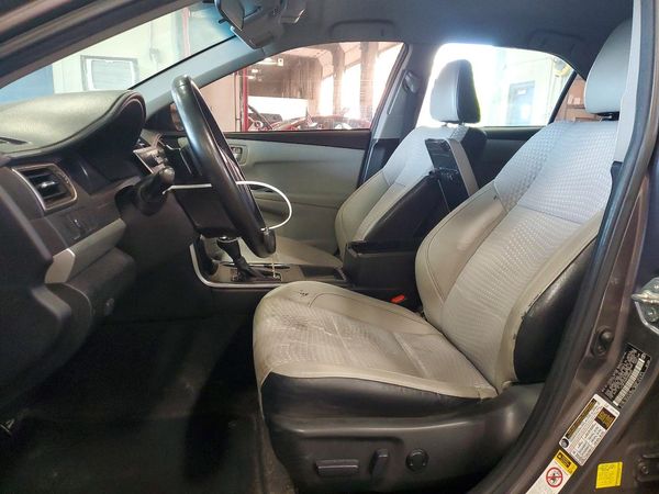 2015 TOYOTA CAMRY