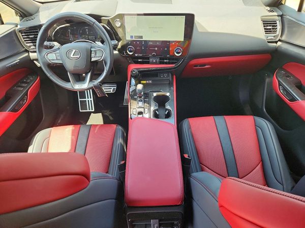 2025 LEXUS NX 450H+ F SPORT AWD 450h+ F Sport Handling