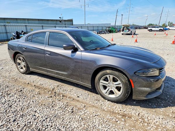2016 DODGE CHARGER SE
