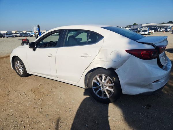 2015 MAZDA 3 Touring/GS