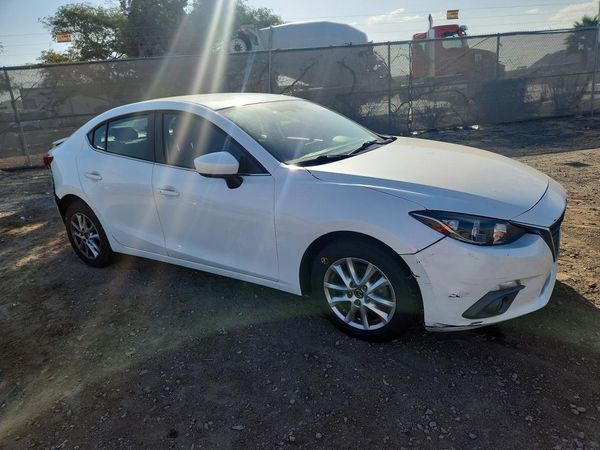 2015 MAZDA 3 Touring/GS