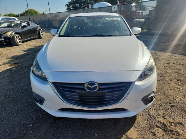 2015 MAZDA 3 Touring/GS