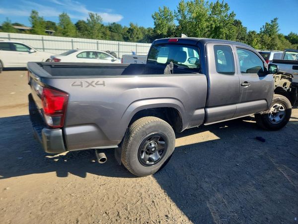 2018 TOYOTA TACOMA SR/SR5
