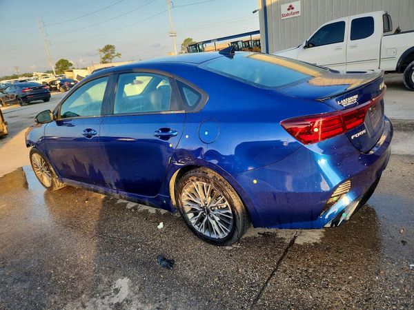 2024 KIA FORTE GT Line