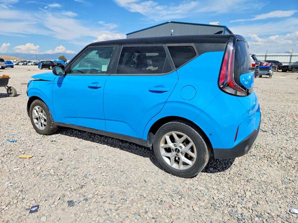 2023 KIA SOUL LX, S