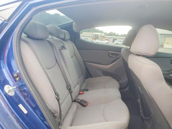 2013 HYUNDAI ELANTRA