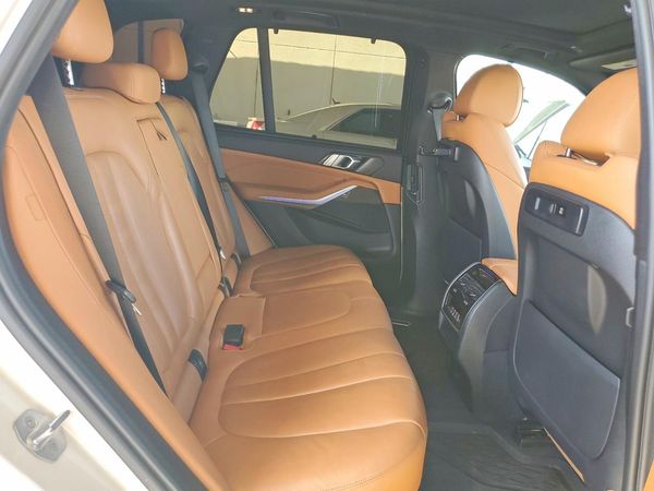 2022 BMW X5